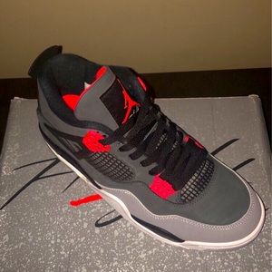 Nike AirJordan 4